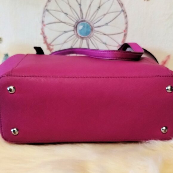 MIchael Kors - Charlotte Large Saffiano Leather Top-Zip Bag in Dragonfruit Pink - Picture 8 of 12